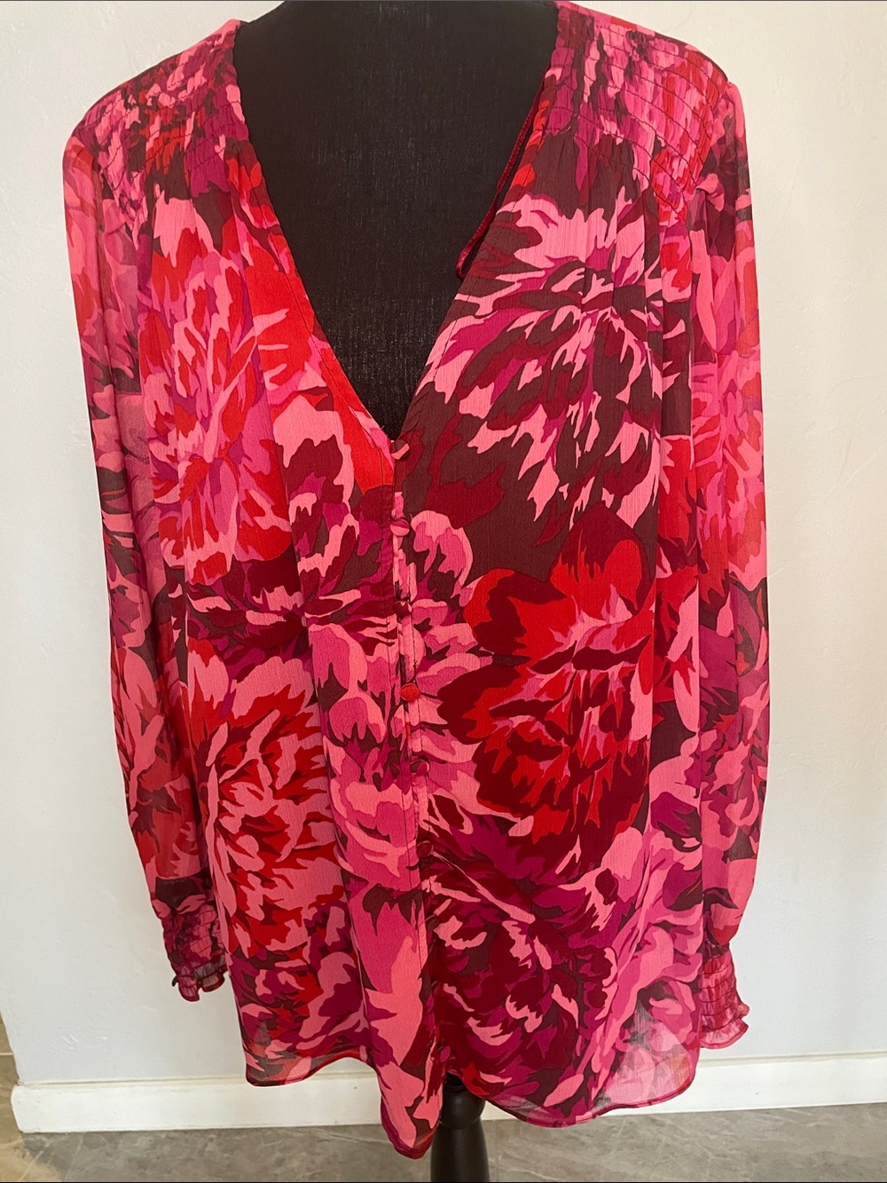 New Cynthia Steffe Pink and Red Floral V-Neck Blouse